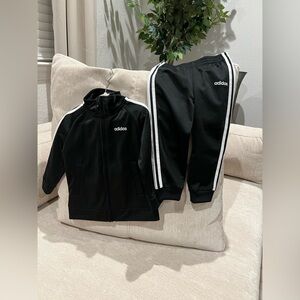 Adidas jogger set - size 18 months in excellent condition!